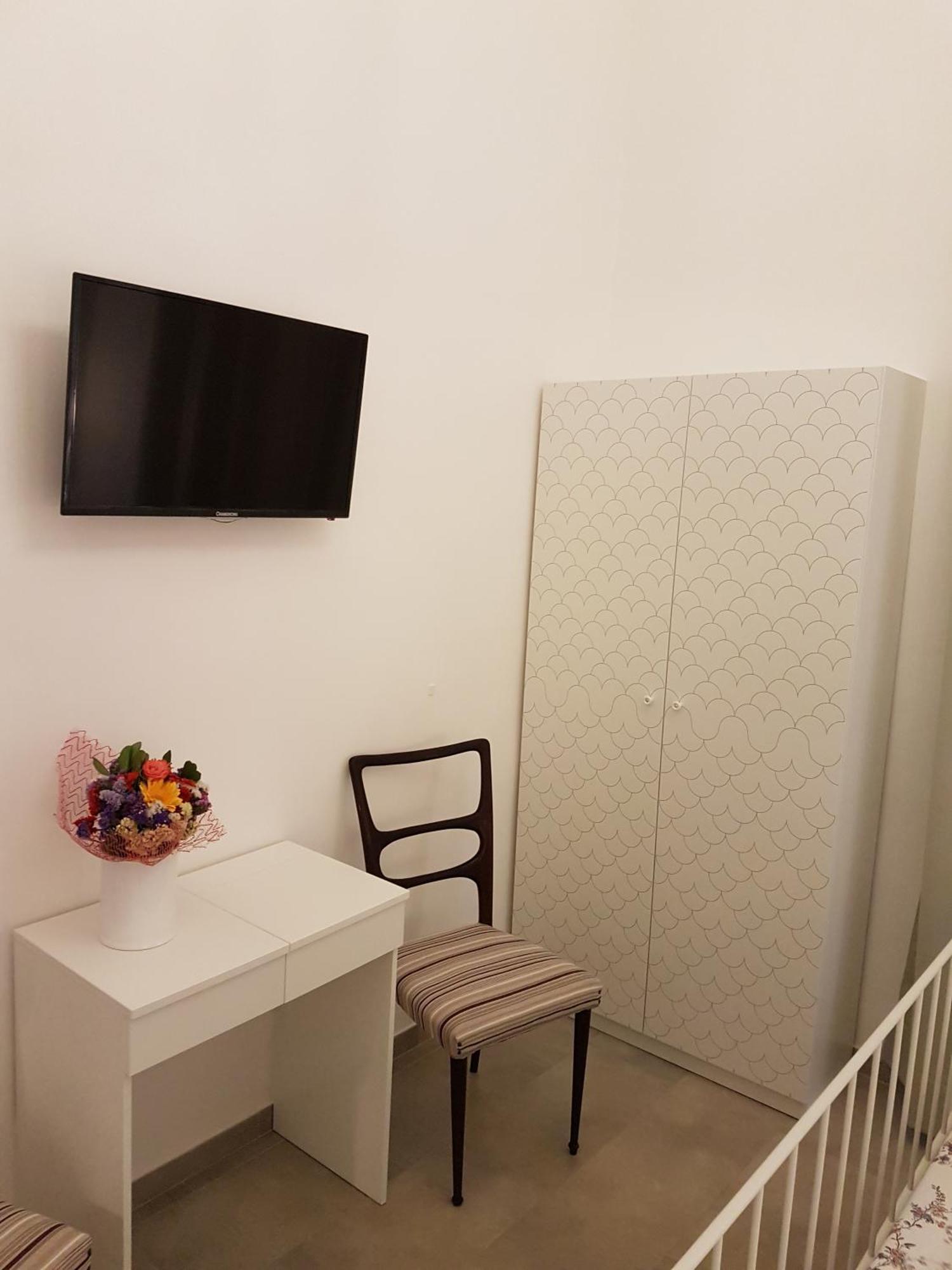 Sanbiagio, 25 Guesthouse Νάπολη Δωμάτιο φωτογραφία