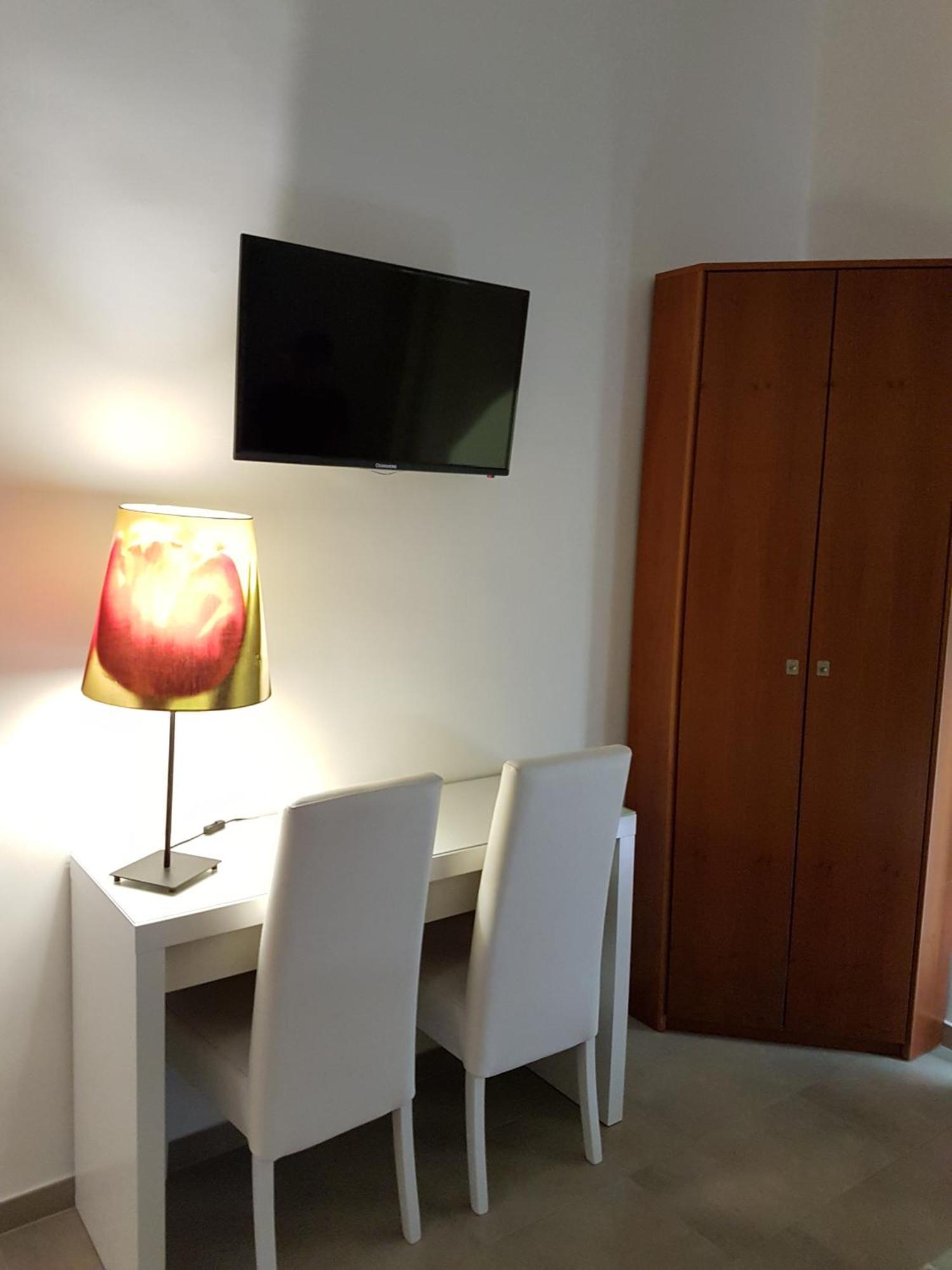 Sanbiagio, 25 Guesthouse Νάπολη Δωμάτιο φωτογραφία